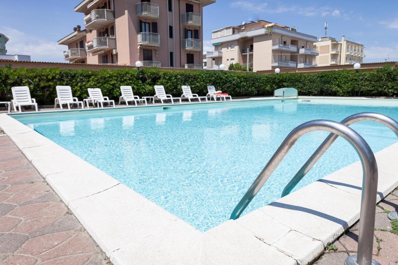 Hotel Primavera Sul Mare Lido Di Savio Exterior photo