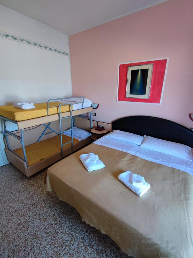 Hotel Primavera Sul Mare Lido Di Savio Exterior photo